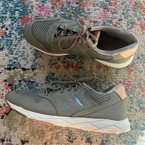 (WMNS) New Balance 96 REVlite Green WRT96TNA size 8.5